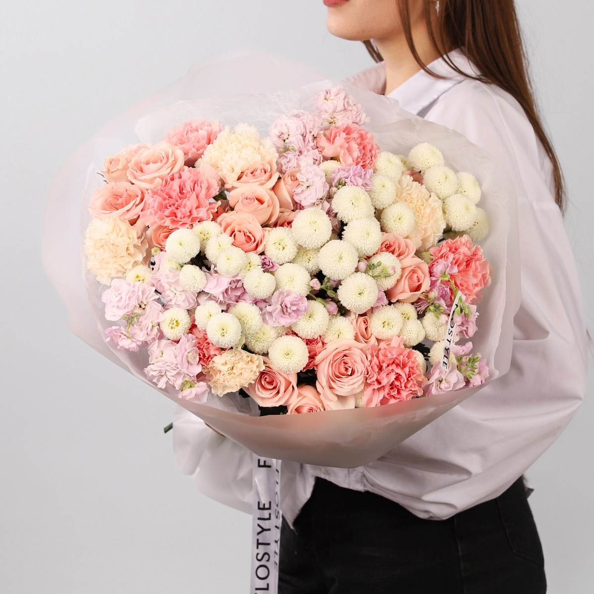 nezhnyj sbornyj buket s mattioloj 346